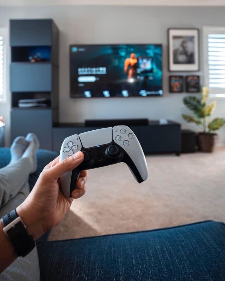 Player 2 for Hire