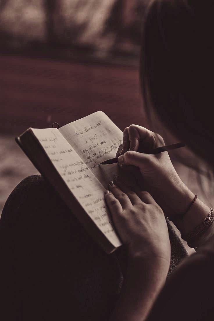 Custom Essay Writing & Academic Assistance